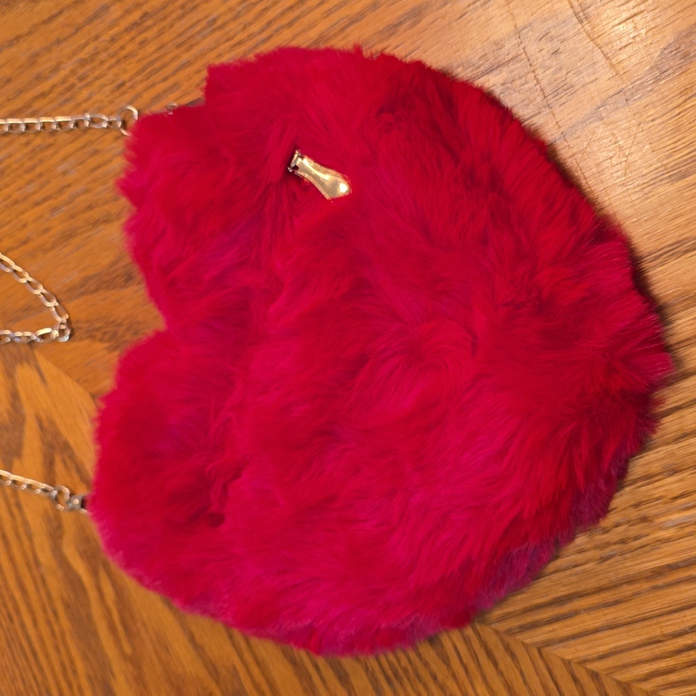 Heart shape purse, red - Picture 2 of 5
